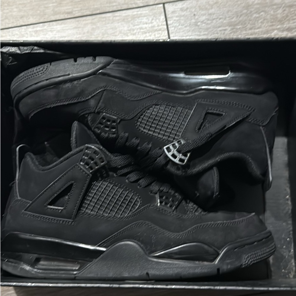 Jordan Black Cats Retro
